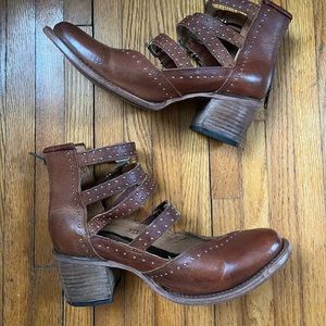 Freebird block heels!